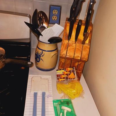 CUTLERY, KITCHEN UTENSILS IN A SMALL CROCK AND MORE