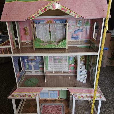 4-Foot-Tall Kid Kraft Dollhouse