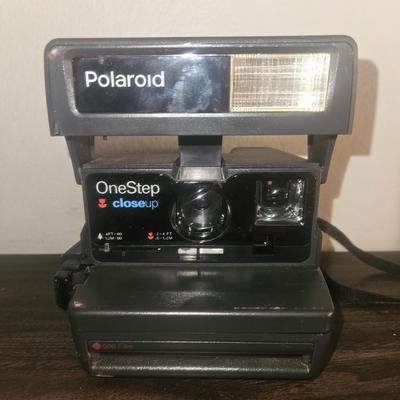 Vintage Polaroid One Step Close Up