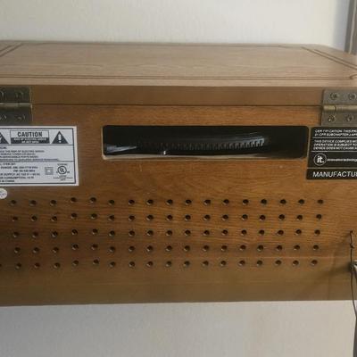 2007 Turntable Vintage Style Radio with CD Player