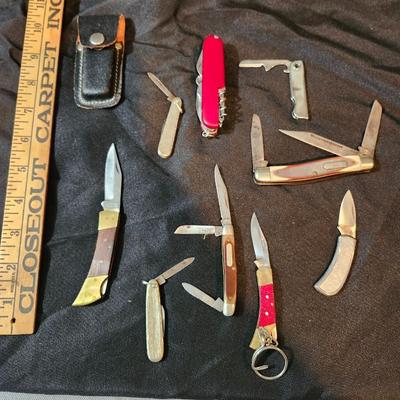 9 Vintage Pocket Knives