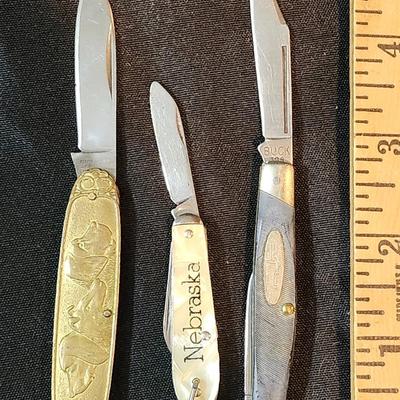 Vintage Knives including Coca-Cola Advertising