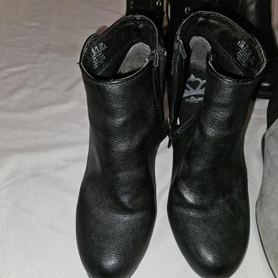 6 Pairs of Boots Size 6.5 N