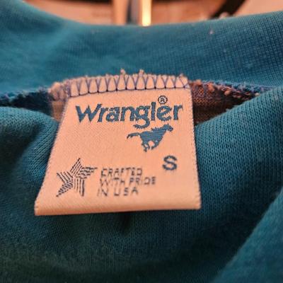 Woman's XS/S Vintage Pullovers and Sweaters