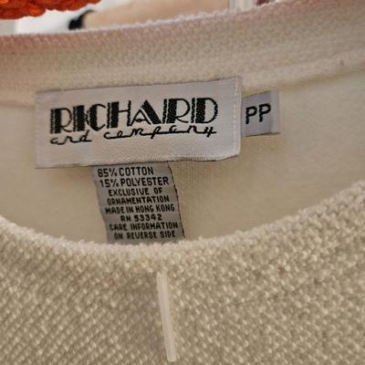Woman's XS/S Vintage Pullovers and Sweaters