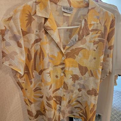 Lot Of Mostly Vintage Blouses and Blazers Size XS/S