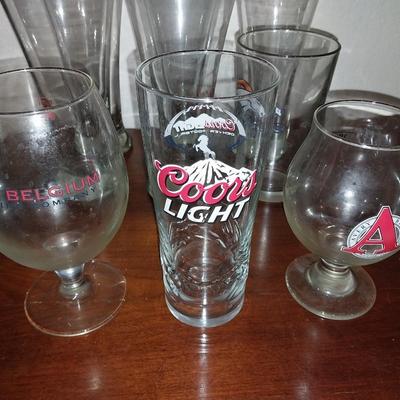 BEER DRINKING GLASSES