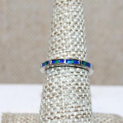 Size 7 Thin 4 Panel Blue & Green Sections Ring on a .925 Silver Band (2.3g)