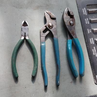 NEW CHISEL SET AND HAND TOOLS