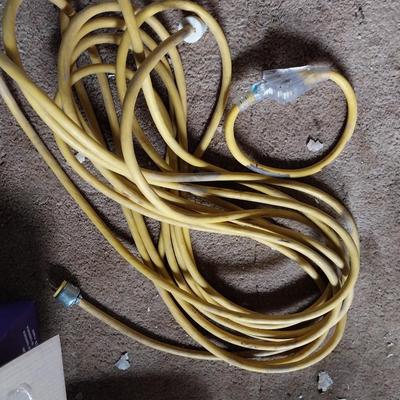 HEAVY DUTY LONG EXTENSION CORD WITH EXTRA LIGHTUP END CORD
