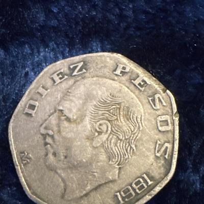 1981 MEXICO 10 PESOS COIN