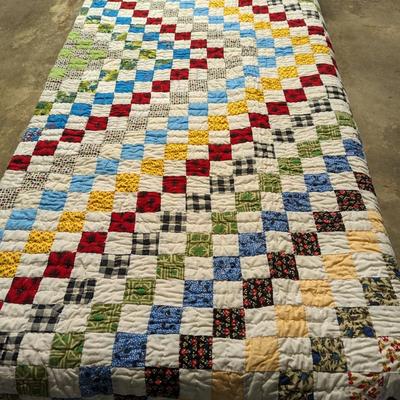 Hand Crafted Queen Size Quilt Approx 75" x 86"