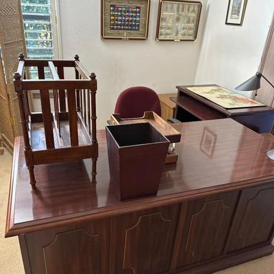 Office lot desk and return with accessories and nautical decor