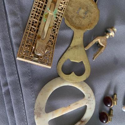 Large Vintage Collectibles Lot Compacts Tie Tacks Shoe Belt Buckles +++
