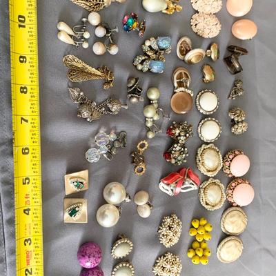 Vintage Clip On / Screw Back Earrings Lot