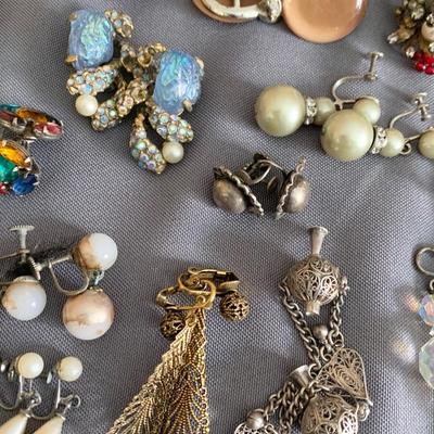 Vintage Clip On / Screw Back Earrings Lot
