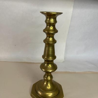 Vintage Mid-Century Solid Brass English Traditional Candlestick
