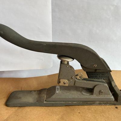 Vintage Speed Product Power Lever 13 Attachment & Multi-sheet Swingline Stapler