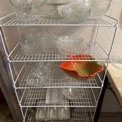 Mixed crystal and glassware bowls & shelf