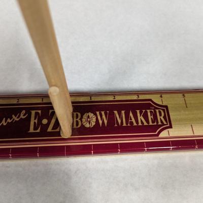 Lion Easy Bow Maker
