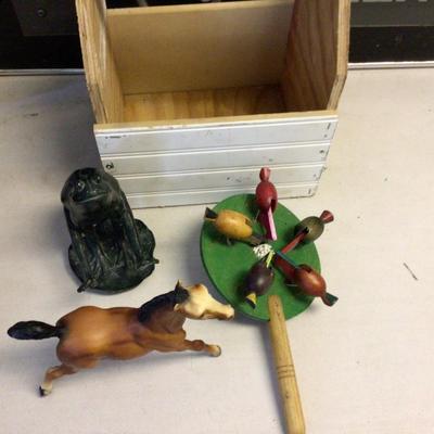 Animal Lot With Wood Caddy