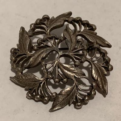 Retro Brooch Lot 6 Pieces A113