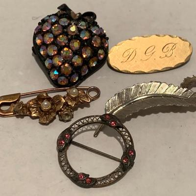 Vintage Estate Brooch / Pendant Lot A112