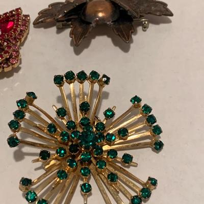 Vintage Estate Brooch Lot A111