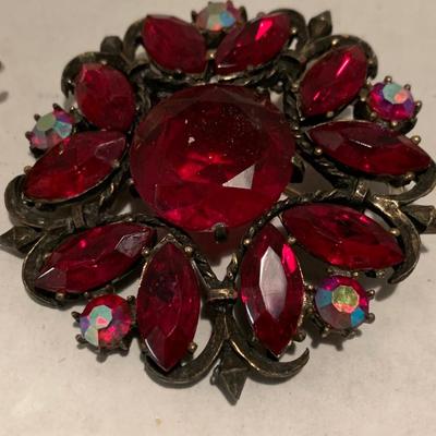 Vintage Estate Brooch Lot A110
