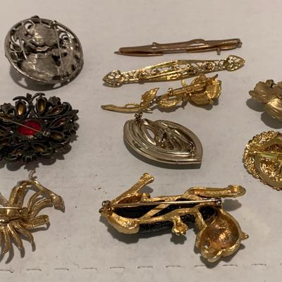 Vintage Estate Brooch Lot A110