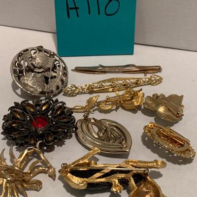 Vintage Estate Brooch Lot A110