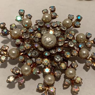 Vintage Estate Brooch Lot A109