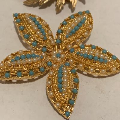 Vintage Estate Brooch Lot A109