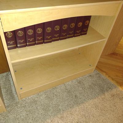 Laminate Wood Finish Short Bookshelf- Approx 29 1/2" x 12" x 28 3/4" (Choice B)