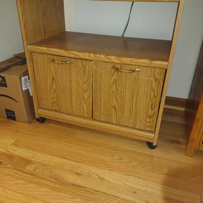 Laminate Wood Finish Kitchen/Microwave Rolling Stand
