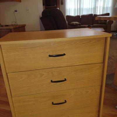 Laminate Wood Finish Chest of Drawers- Approx 27 3/4