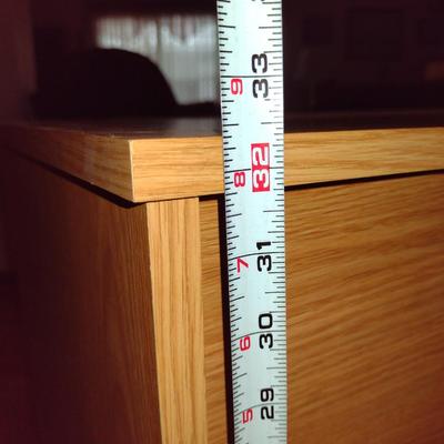 Laminate Wood Finish Chest of Drawers- Approx 27 3/4" x 16" x 32 1/4" Tall