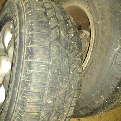 Nissan Rims with Hankook Optimo P225/70 14" Tires Set of Four