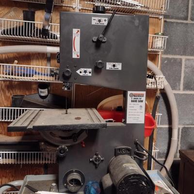 Central Machinery 9" Bench Top Band Saw (D)