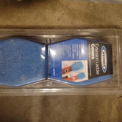 Werner Aluminum Frame Ladder Stabilizer Attachment New Condition