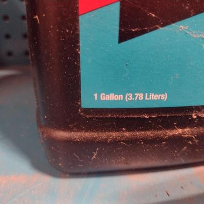 Makita Chain Saw Bar Chain Oil Winter Blend Pair of One Gallon Jugs New