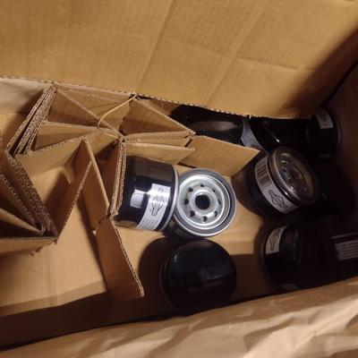 Briggs & Stratton Small Engine Oil Filters New Stock Approximately 30pcs
