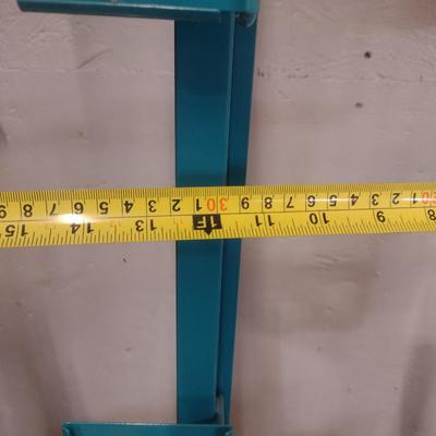 Makita Advertising Metal Product Display Stand