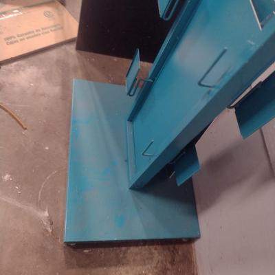 Makita Advertising Metal Product Display Stand