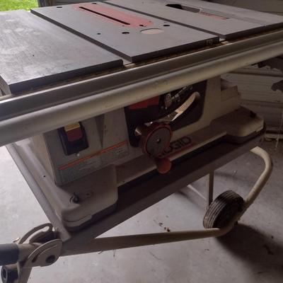 Rigid 10" Table Saw with Folding Stand