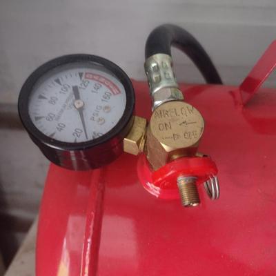 Air Tank NAPA Portable 5 Gallon