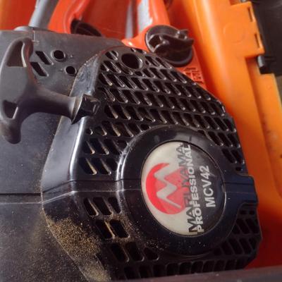 Chain Saw Gas Powered Maruyama 15" MCV42
