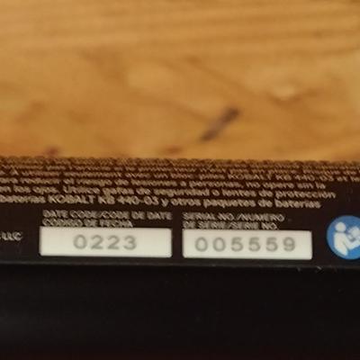 Kobalt 40 Volt Battery Operated Weed Eater/Trimmer (D)