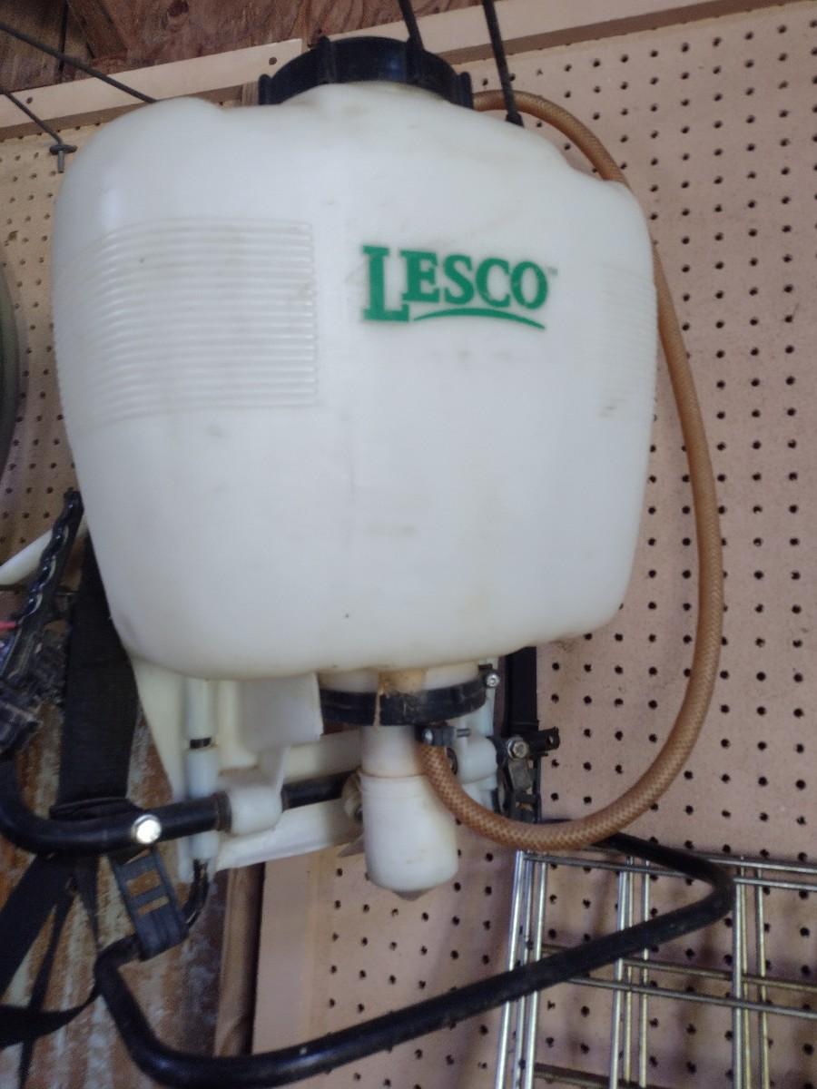 Lesco Backpack Pump Sprayer