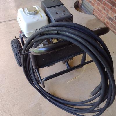 Troy-Bilt 3700PSI 4.0GPM Pressure Washer with Honda GX390 13.0 Motor and Wand Attachments (D)